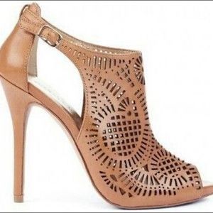Jessica Simpson Laser Cut Brown Summer Arabel Cognac Heels NWOT